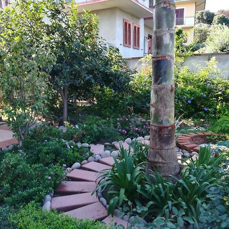 مبيت وإفطار La Collina Capo dʼOrlando المظهر الخارجي الصورة