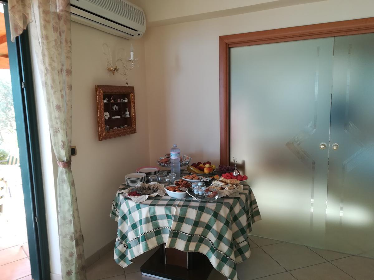 مبيت وإفطار La Collina Capo dʼOrlando المظهر الخارجي الصورة
