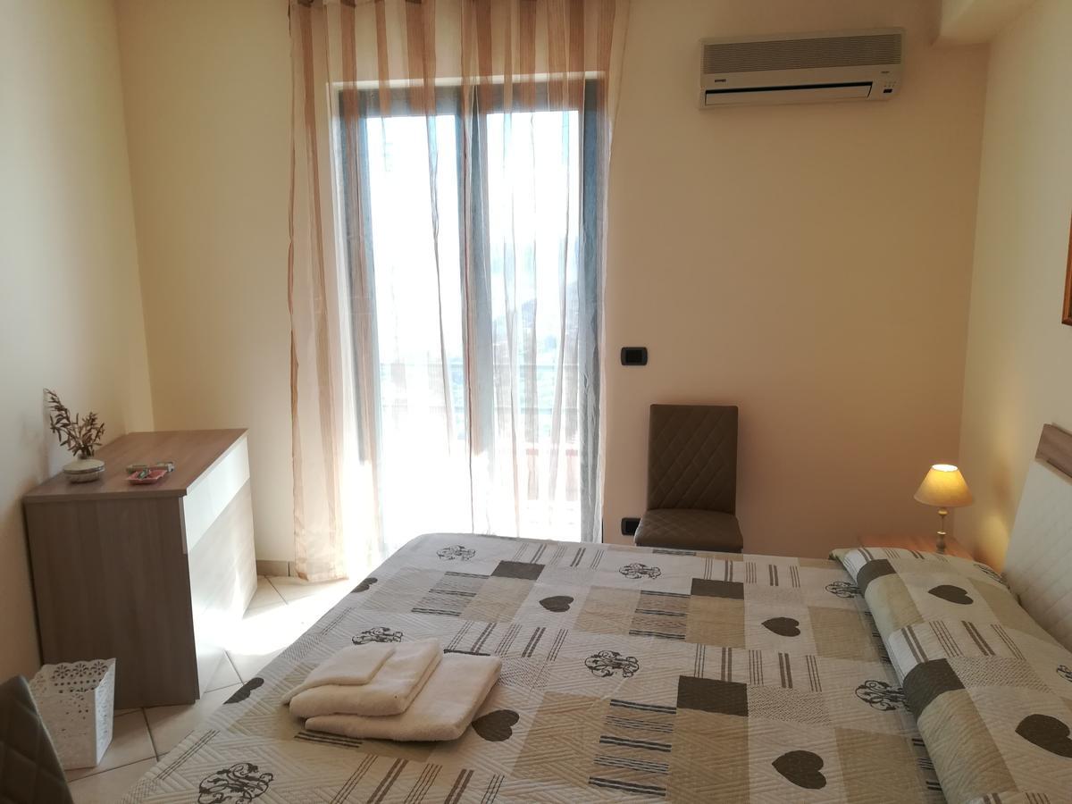 مبيت وإفطار La Collina Capo dʼOrlando المظهر الخارجي الصورة