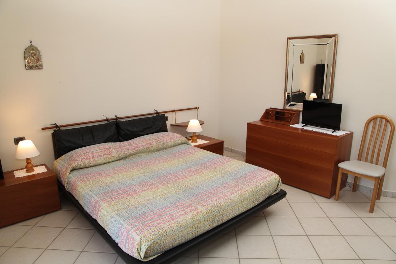مبيت وإفطار La Collina Capo dʼOrlando المظهر الخارجي الصورة